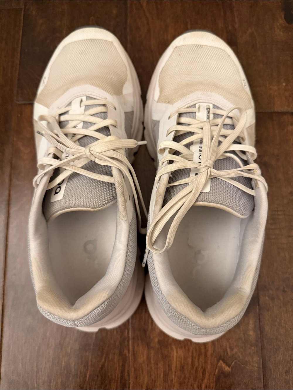 Womens On Cloud Runner grey 8.5 - Picture 5 of 9